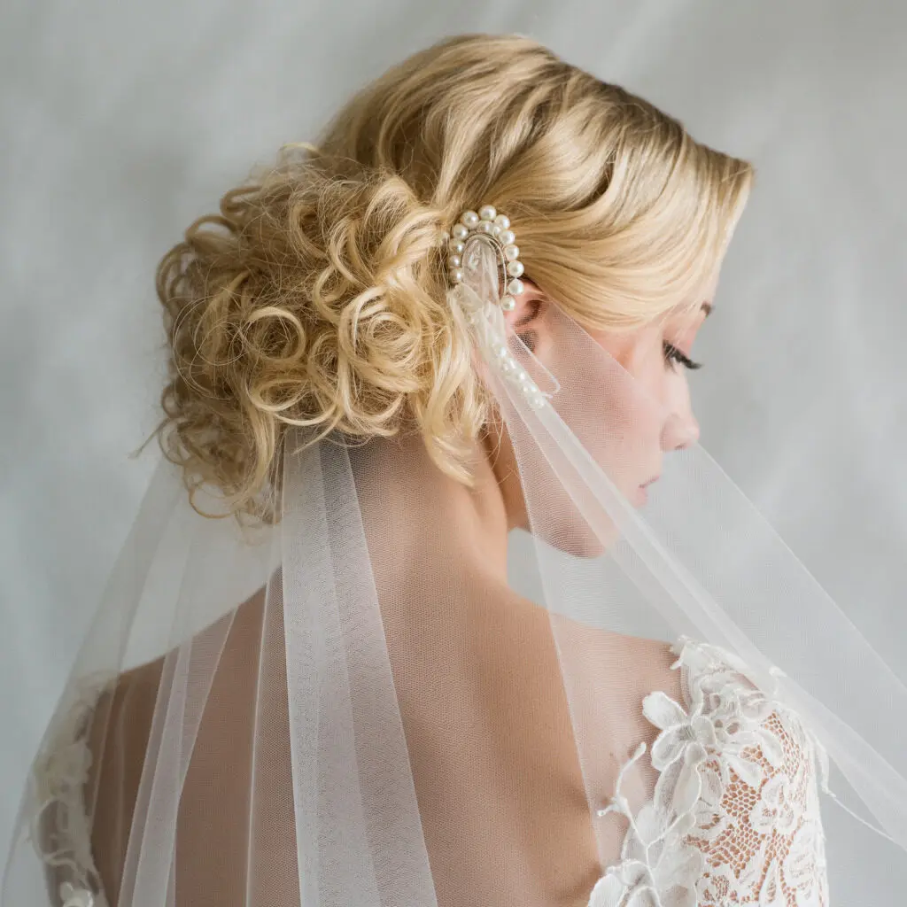 Loose waves with veil